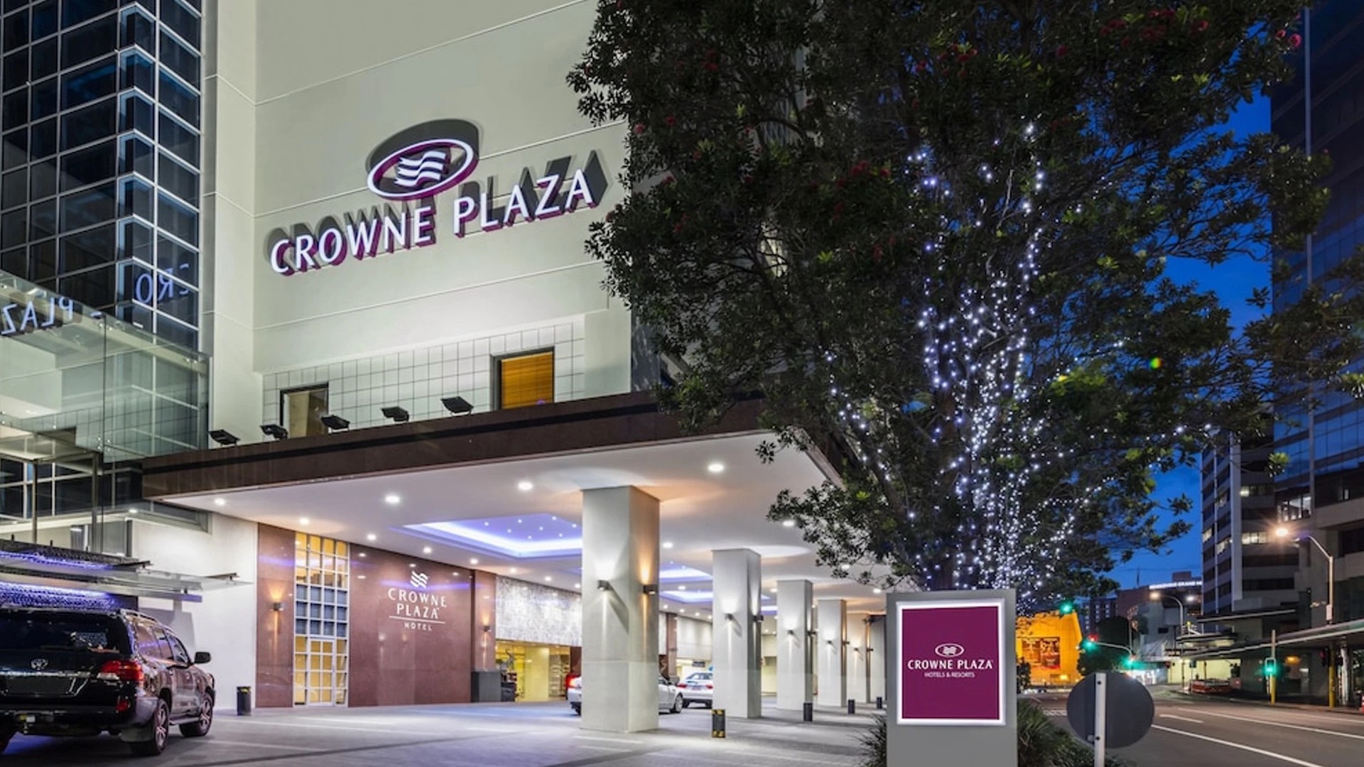 Crowne Plaza.jpg